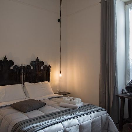 Villino Teresa Bed & Breakfast ซาแลร์โน ภายนอก รูปภาพ