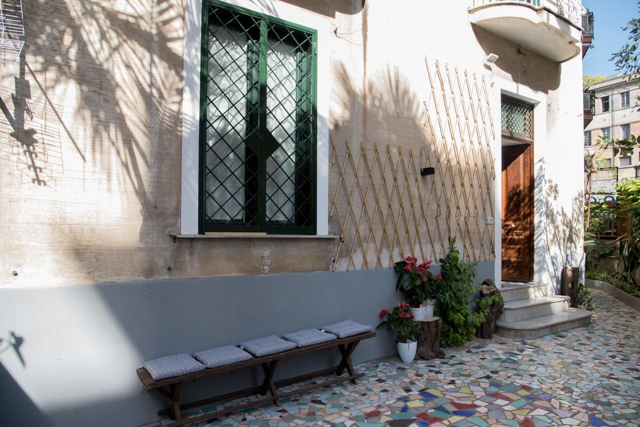 Villino Teresa Bed & Breakfast ซาแลร์โน ภายนอก รูปภาพ